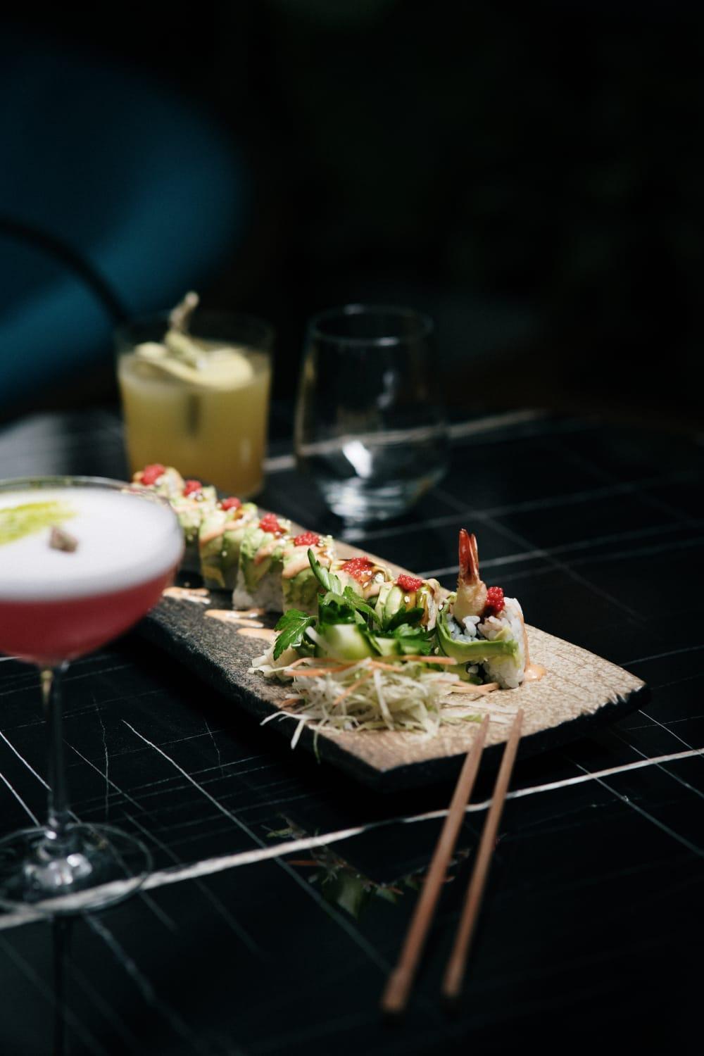 Xheko Imperial Luxury Hotel & Spa ティラナ エクステリア 写真 Sushi